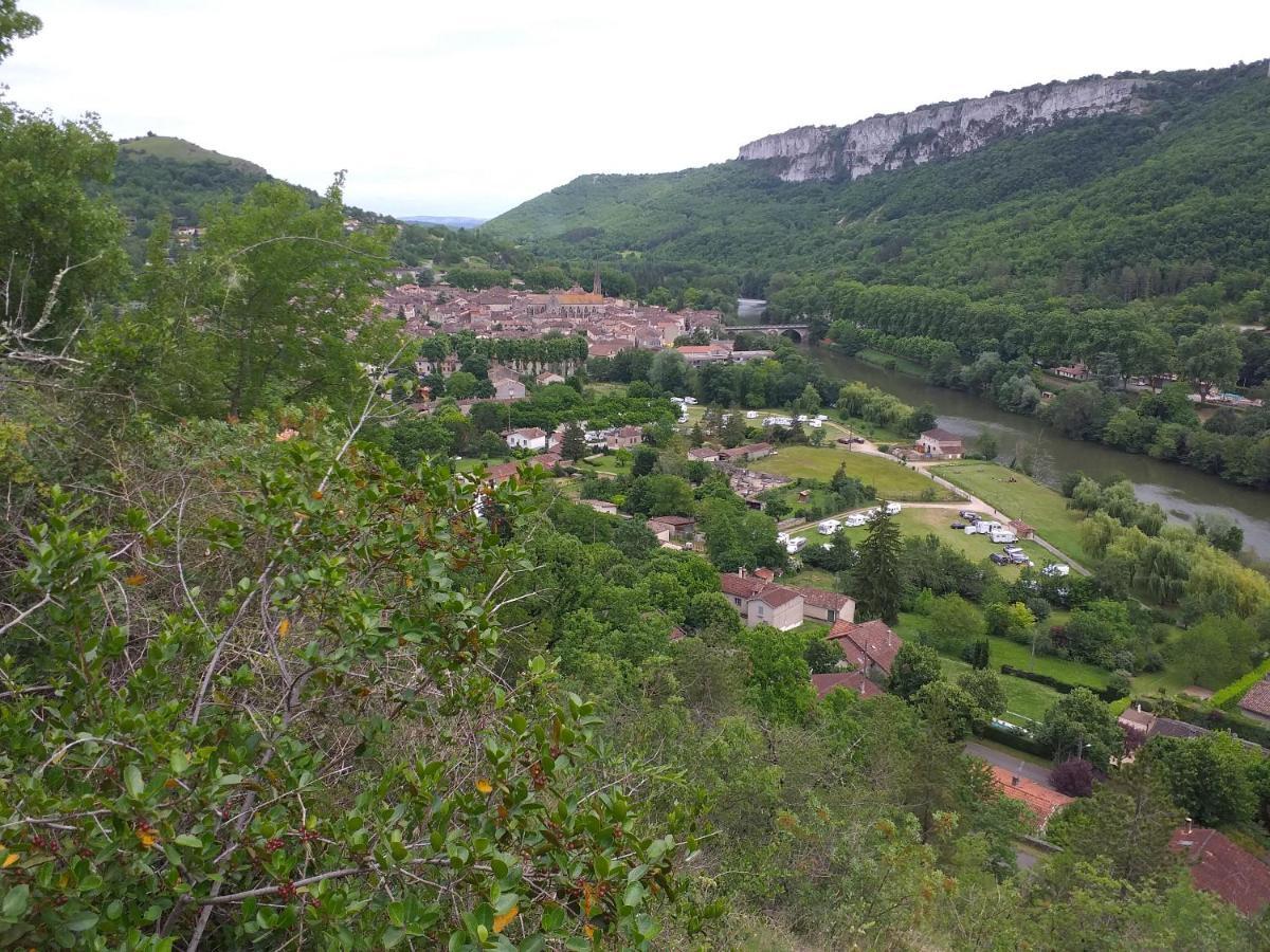 Bed and Breakfast Le Jardin Secret Saint-Antonin Exteriér fotografie